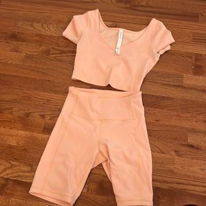 Lulu lemon sz 4 shirt set euc